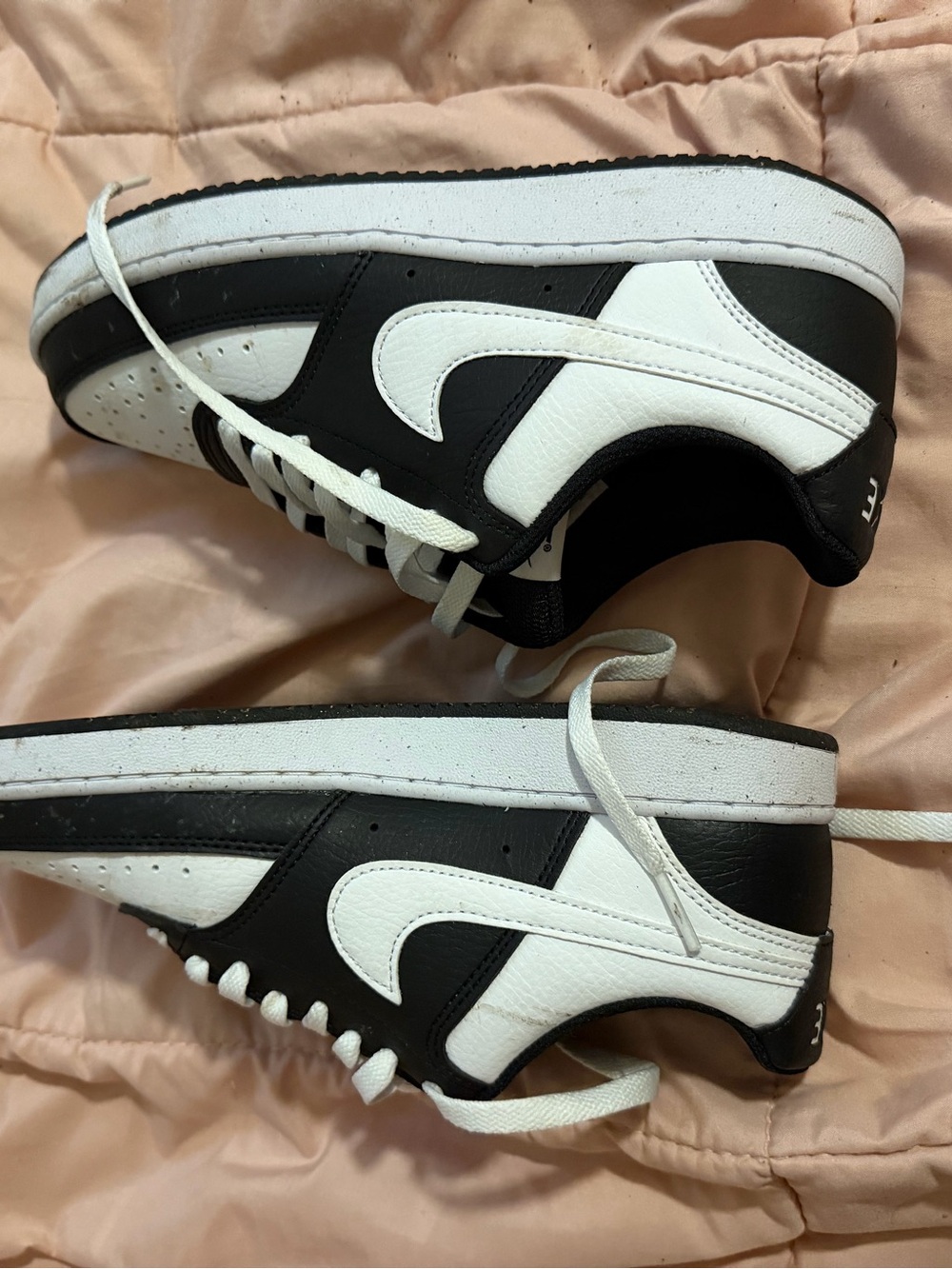 Black & White Low-Top Men's Sneakers